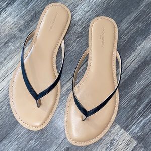 BR black flip flops